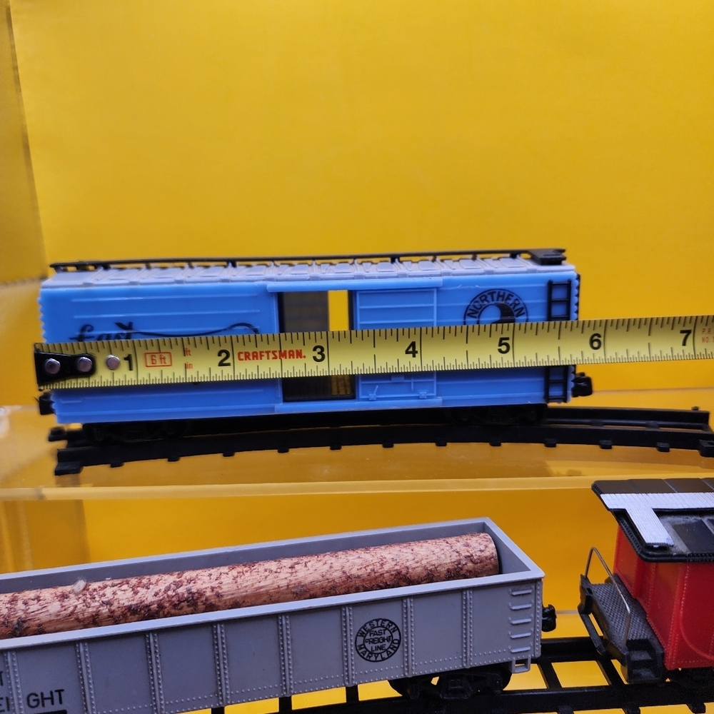 Vintage 60s HO Scale Marx NYC Northern Pacific Fast Freight Train Cars & Tracks - Picture 3 of 5